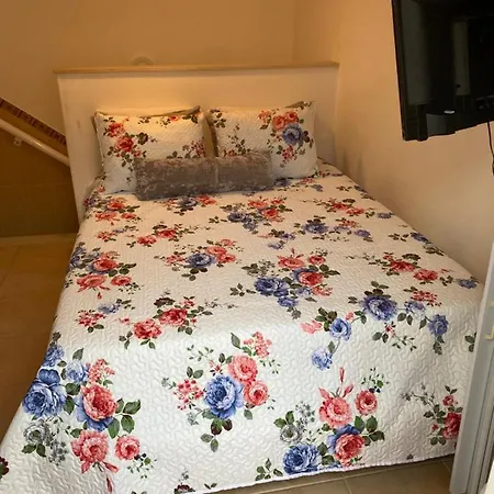 Casa Predio Triplex - Faneca * Nazare
